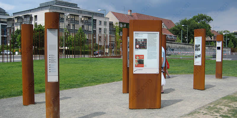 Berlin wall memorial