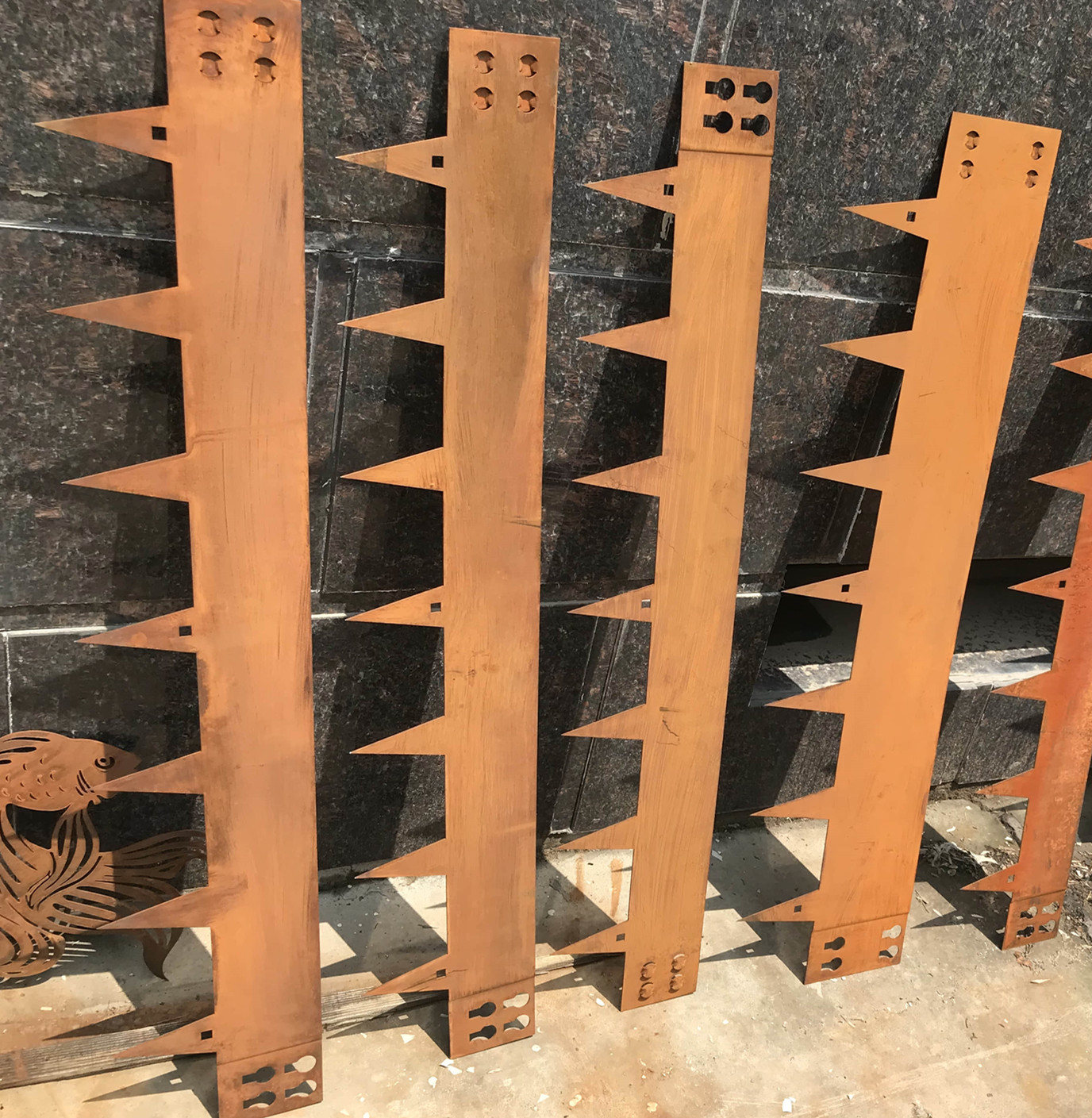 AHL corten steel garden edging